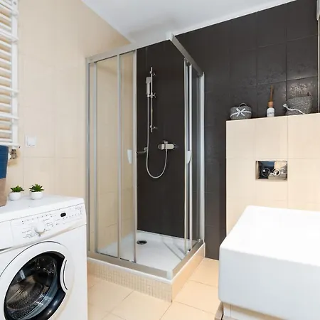 Cozy Karpia 17 With Terrace In By Renters Appartement *