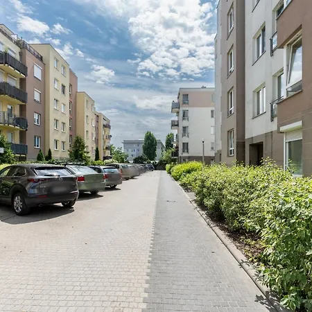 Cozy Karpia 17 With Terrace In By Renters Poznaň