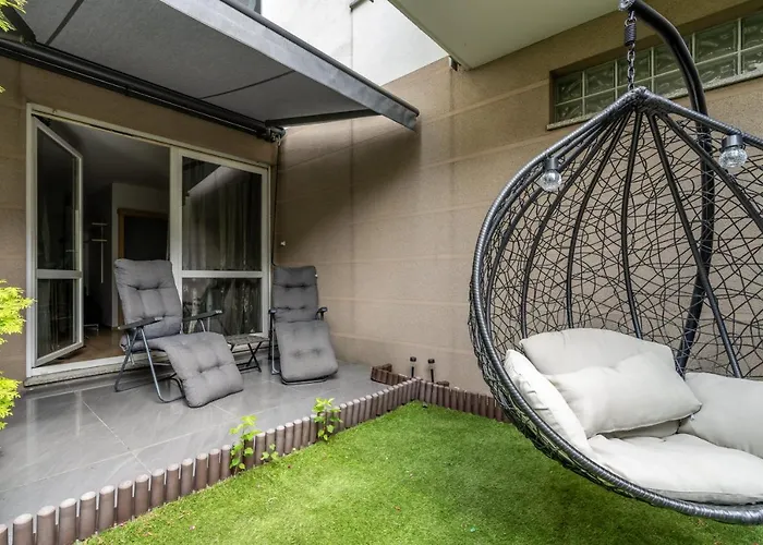 Cozy Karpia 17 With Terrace In By Renters Apartament